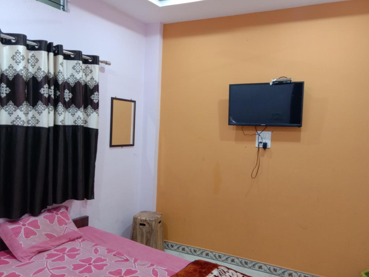 Shanti Guest House Ujjain Exterior photo